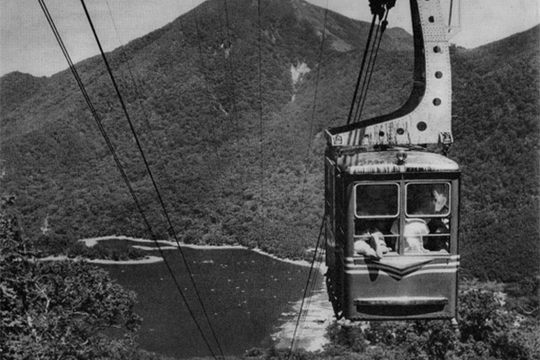 昭和30年代の地蔵岳ケーブルカー